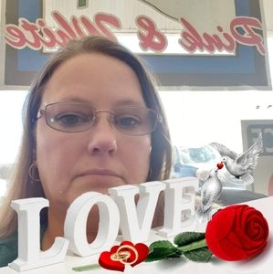 Meet your Posher, Sheila